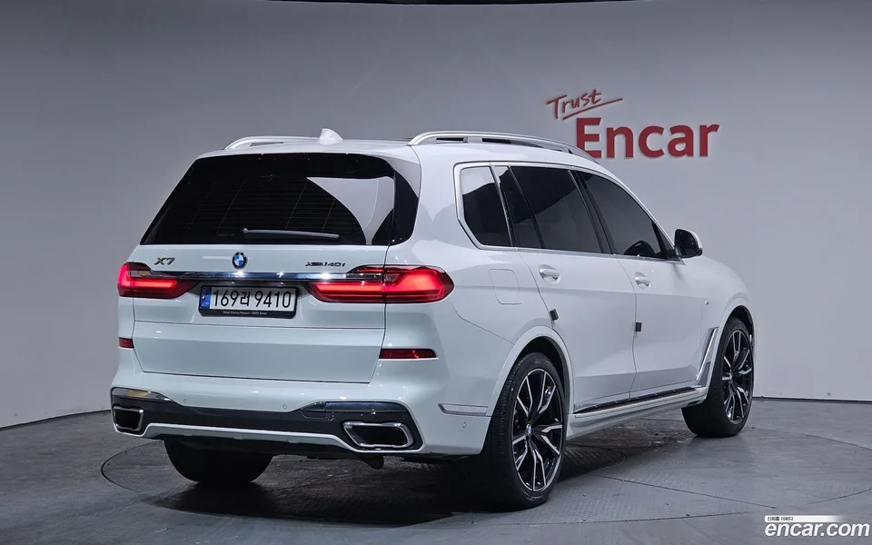 BMW X7 xDrive 40i M 6 2022 — миниатюра 2