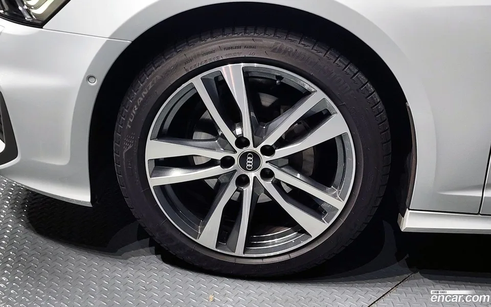 Audi A6 40 TDI 2023 — миниатюра 5