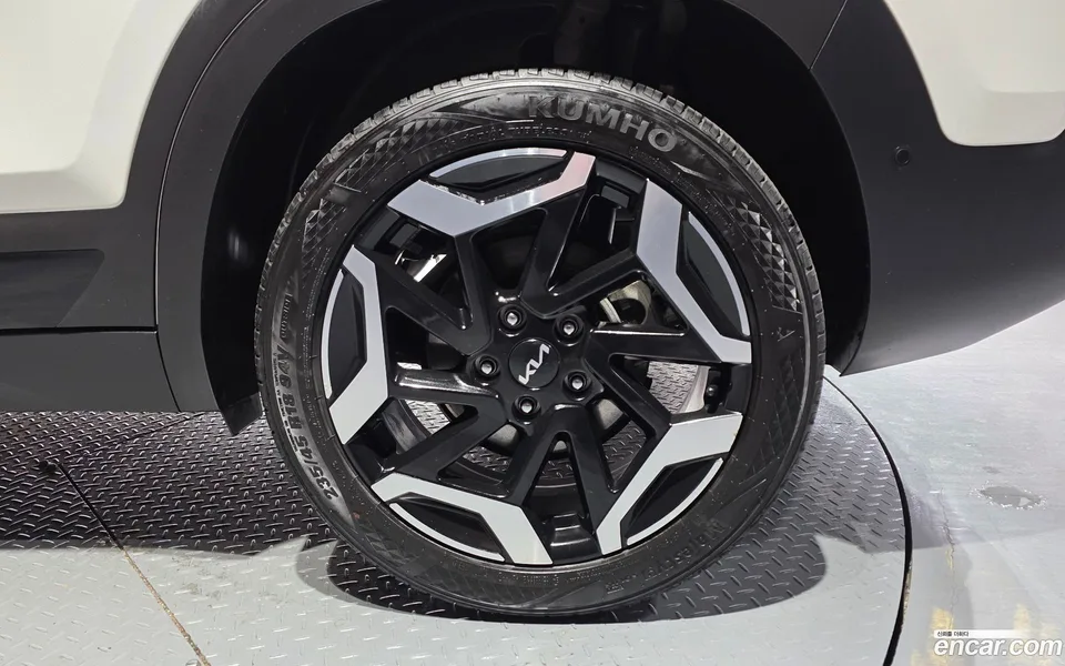 Kia Seltos 1.6 2WD 2023 — миниатюра 5