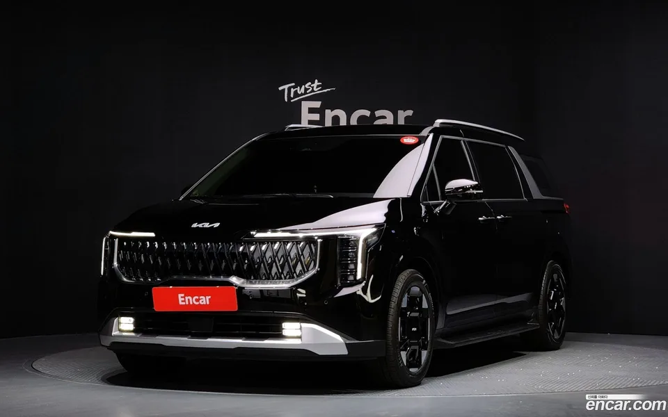 Kia Carnival 9 2025 — фото 1, купить с доставкой в Москву