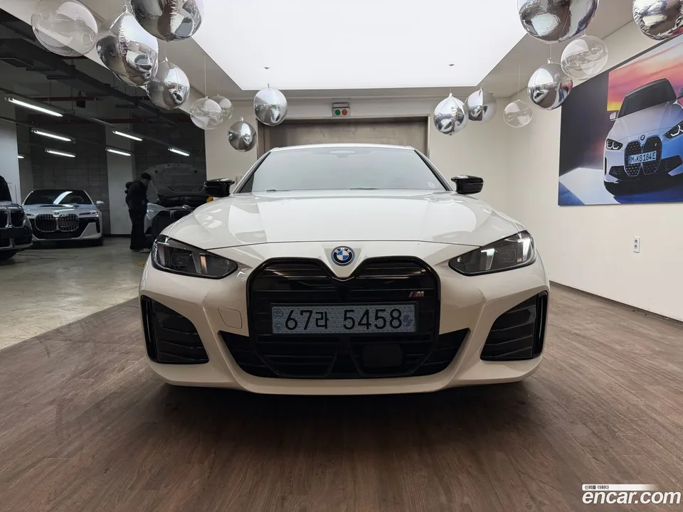 BMW i4 M50 2025 — миниатюра 2