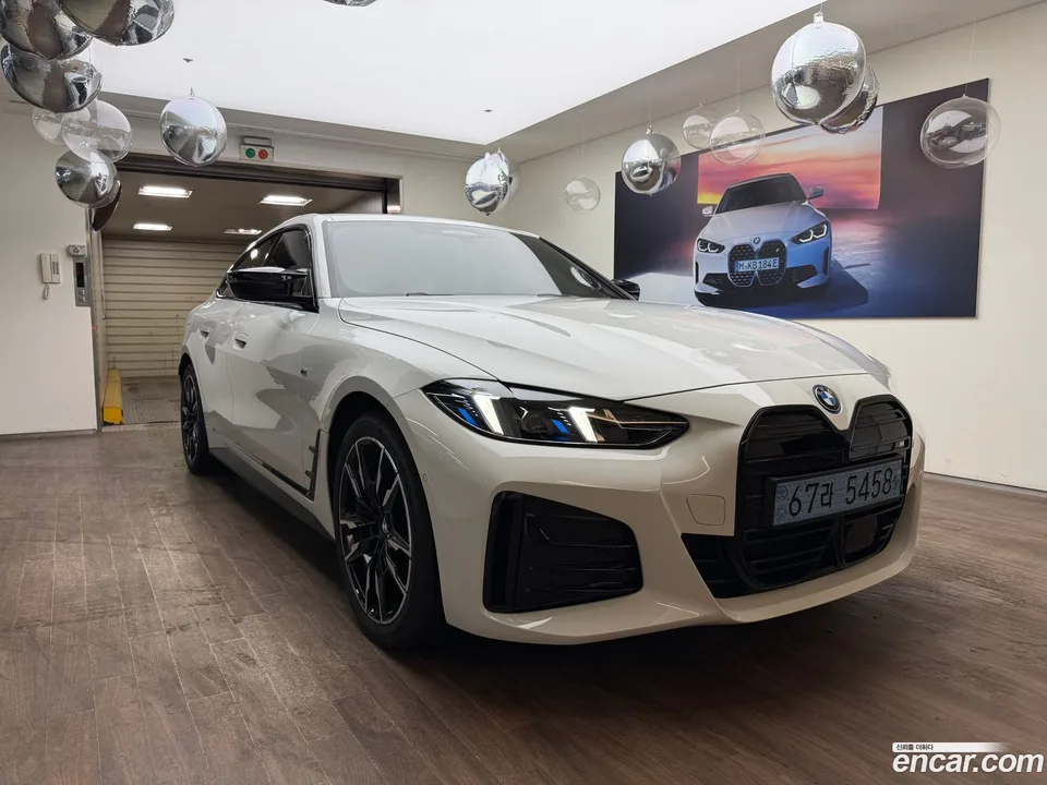 BMW i4 M50 2025 — миниатюра 3