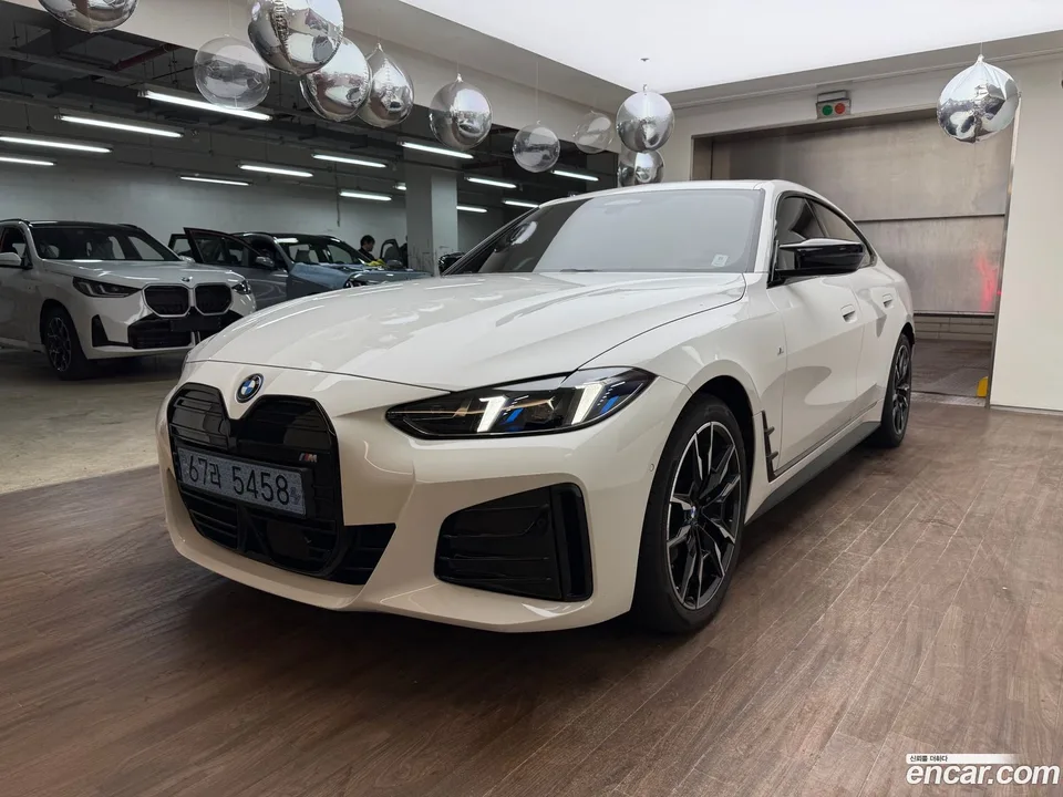 BMW i4 M50 2025 — миниатюра 4