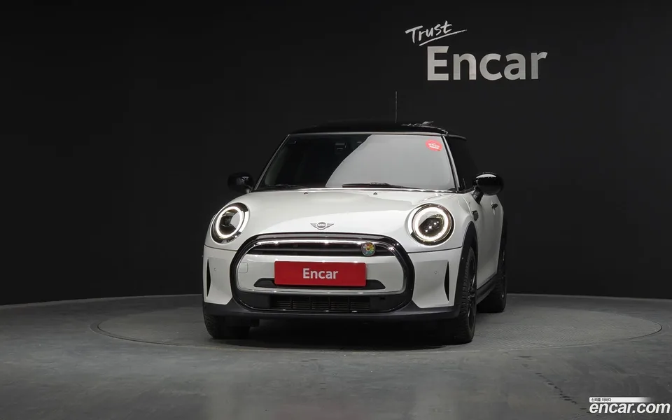 MINI Cooper 2023 — миниатюра 3