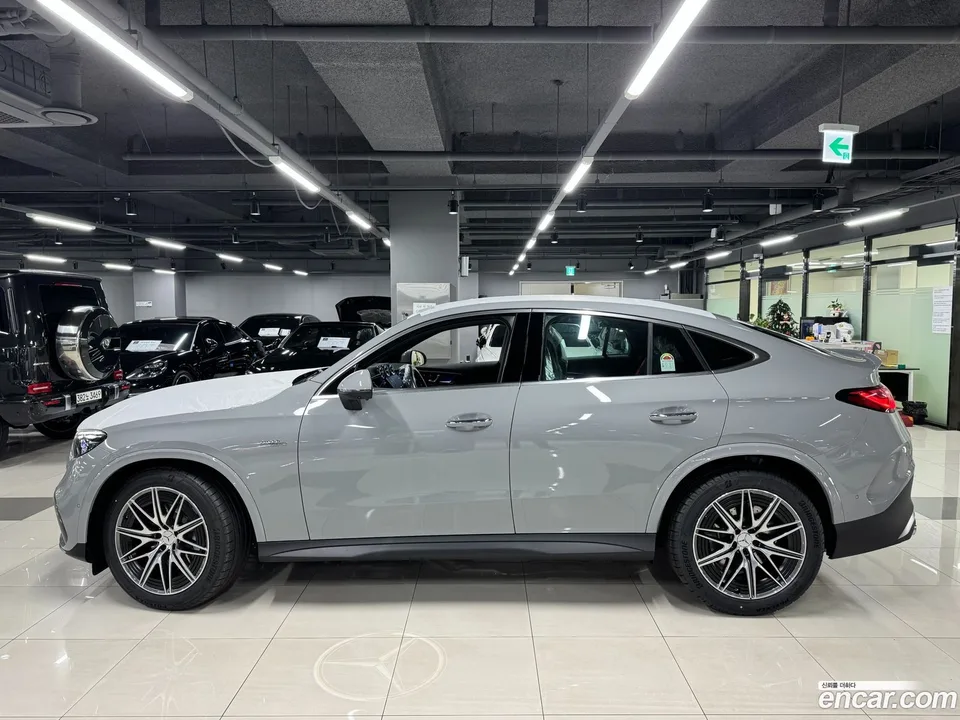 Mercedes-Benz GLC-Class AMG GLC43 4MATIC 2026 — миниатюра 2