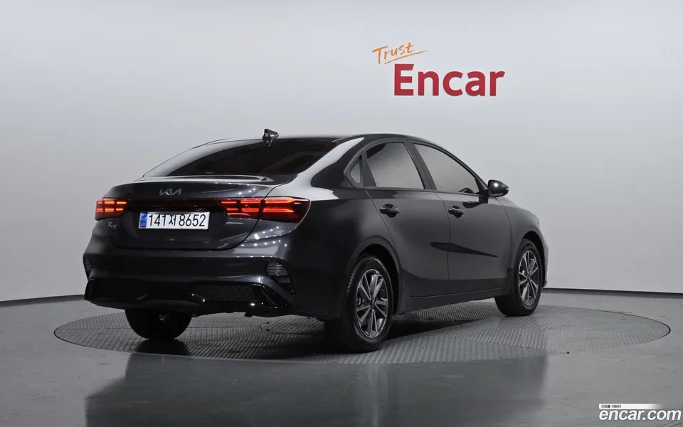 Kia K3 1.6 2023 — миниатюра 2