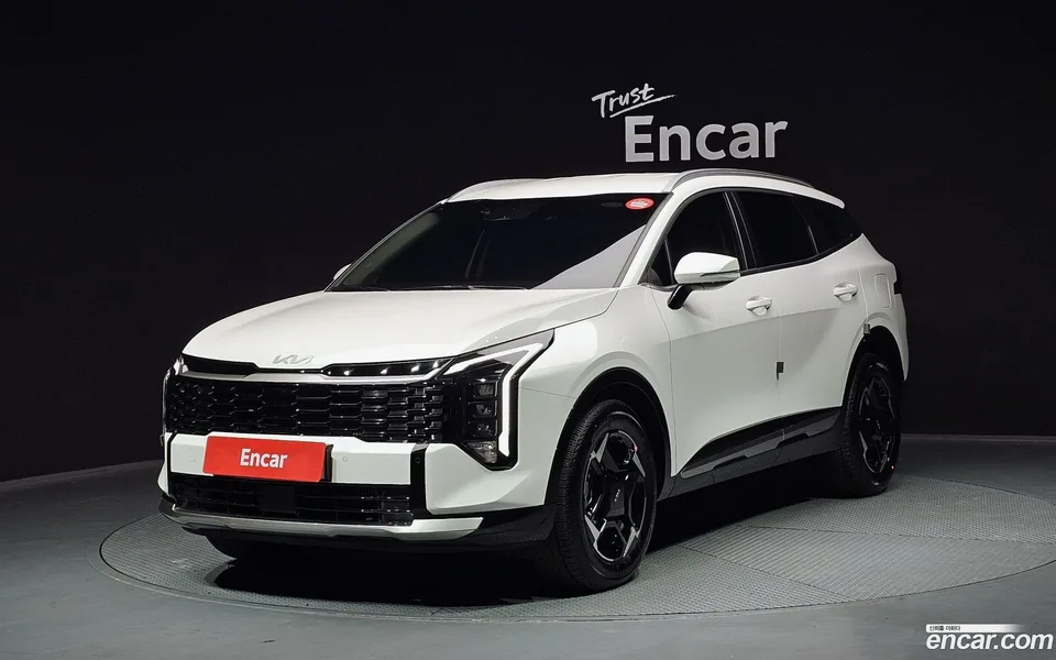 Kia Sportage 1.6 2WD 2025 — фото 1, купить с доставкой в Москву