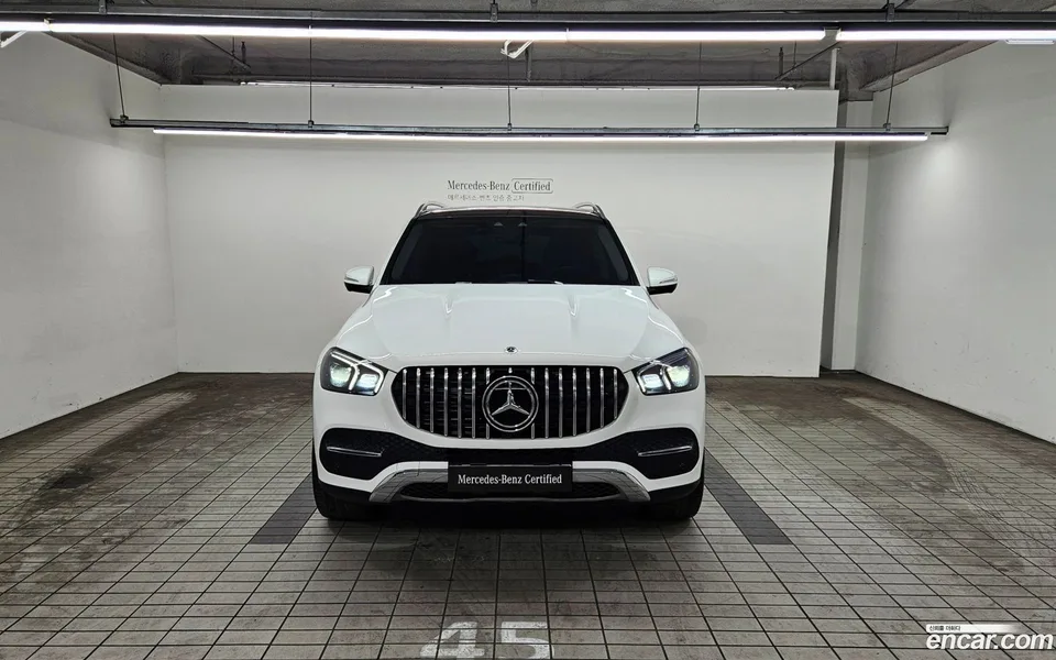 Mercedes-Benz GLE-Class GLE300d 4MATIC 2023 — миниатюра 3