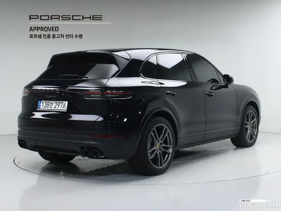 Porsche Cayenne 3.0 2022 — миниатюра 2