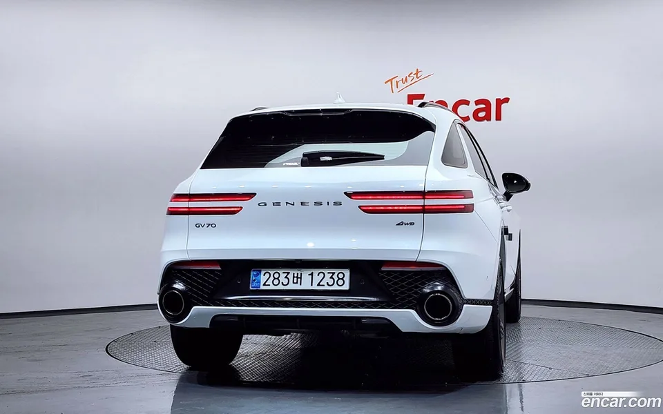 Genesis GV70 2.5T AWD 2023 — миниатюра 4