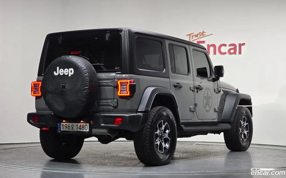 Jeep Wrangler 2.0 4 2022 — миниатюра 2
