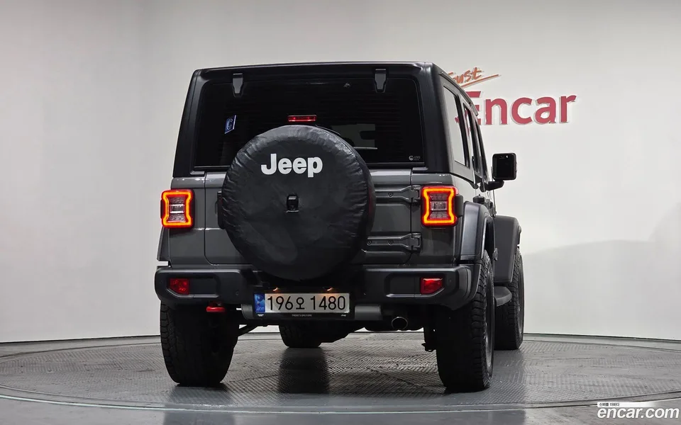 Jeep Wrangler 2.0 4 2022 — миниатюра 4