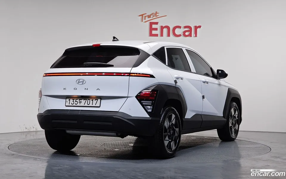 Hyundai Kona 1.6 2WD 2024 — миниатюра 2
