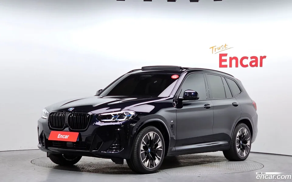 BMW iX3 M 2024 — фото 1, купить с доставкой в Москву