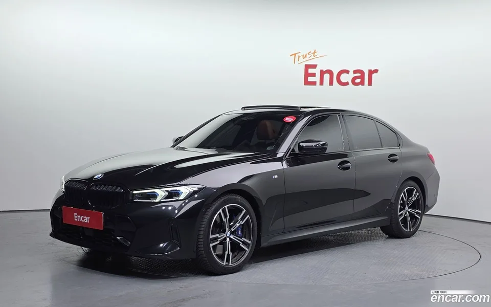 BMW 3 Series 320i M 2022 — фото 1, купить с доставкой в Москву