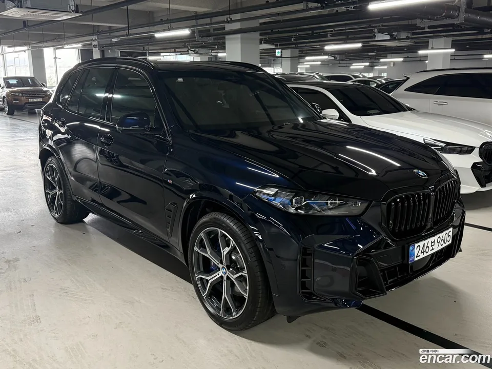 BMW X5 xDrive 40i M 2025 — миниатюра 3