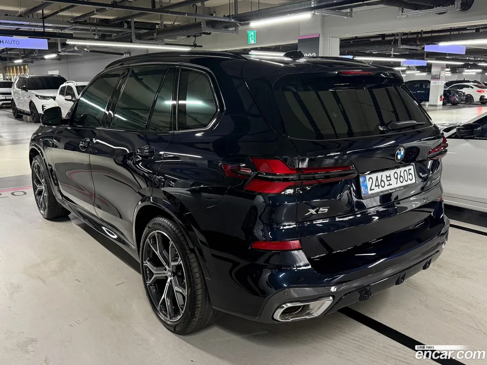 BMW X5 xDrive 40i M 2025 — миниатюра 4