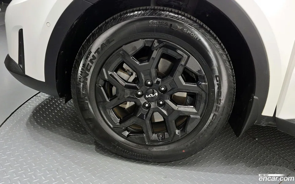 Kia Sorento HEV 1.6 2WD 2023 — миниатюра 5