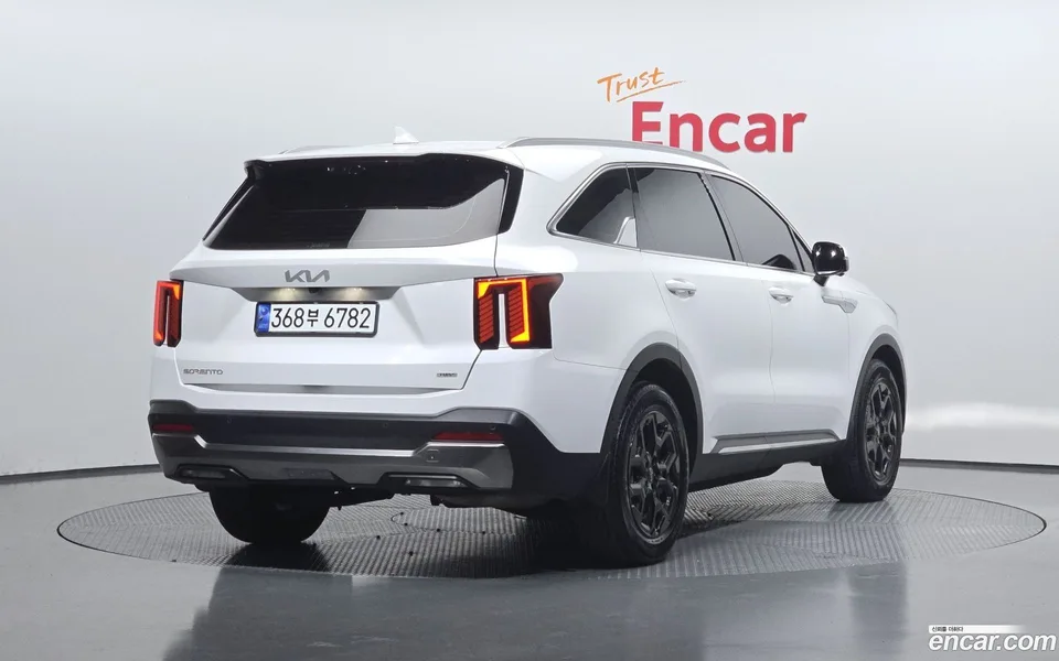 Kia Sorento HEV 1.6 2WD 2023 — миниатюра 2