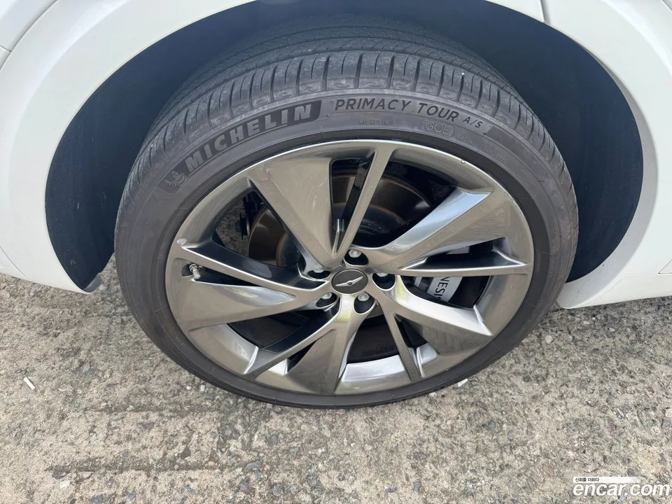 Genesis GV70 2.5T AWD 2023 — миниатюра 5