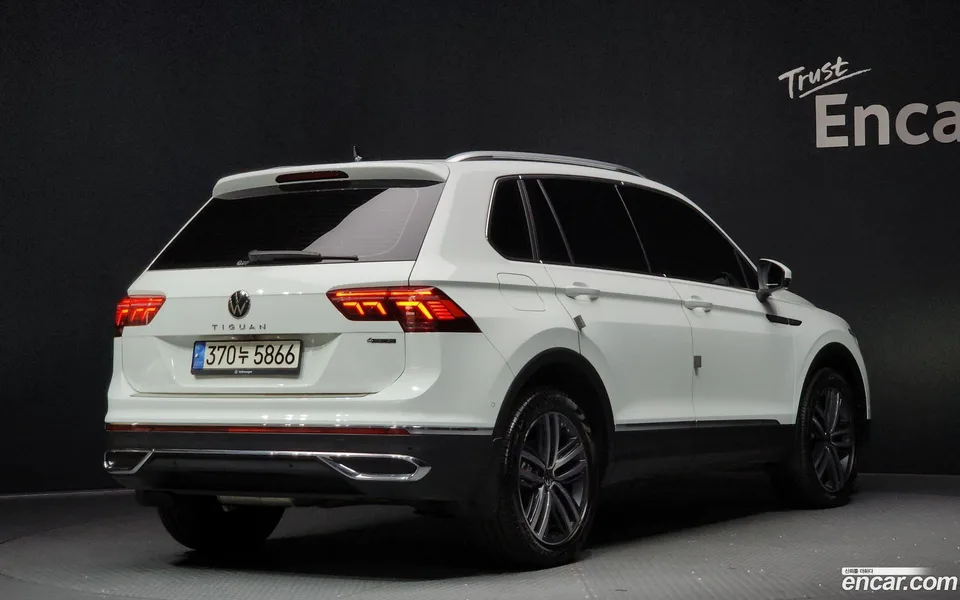 Volkswagen Tiguan 2.0 TDI 4 2022 — миниатюра 2