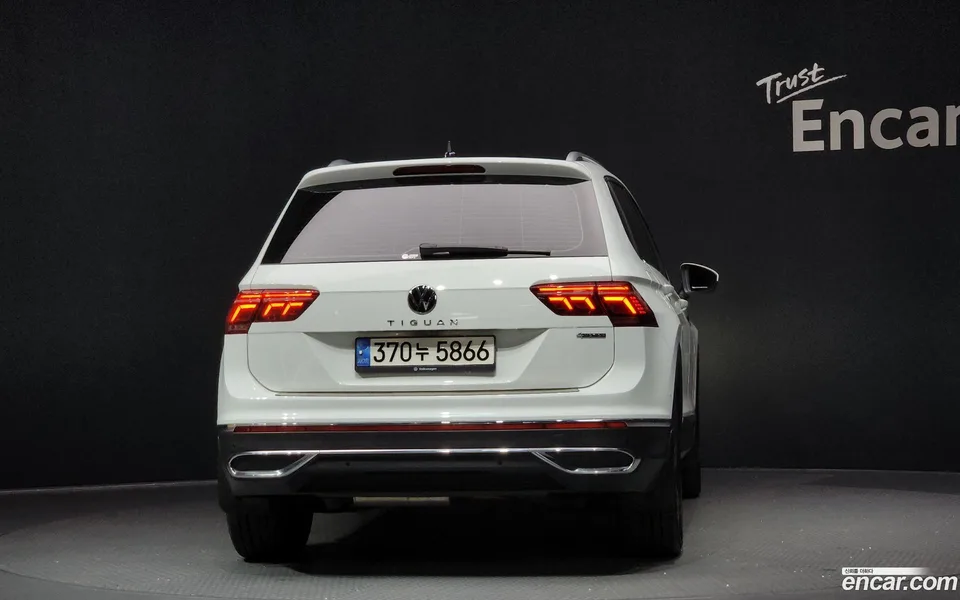 Volkswagen Tiguan 2.0 TDI 4 2022 — миниатюра 4