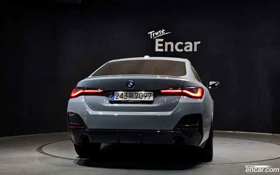 BMW 4 Series 420i M 2024 — миниатюра 4