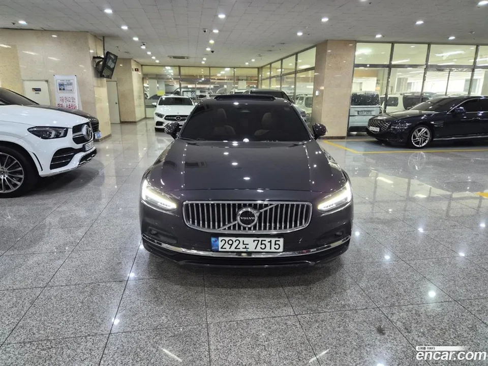 Volvo S90 B6 AWD 2022 — миниатюра 2