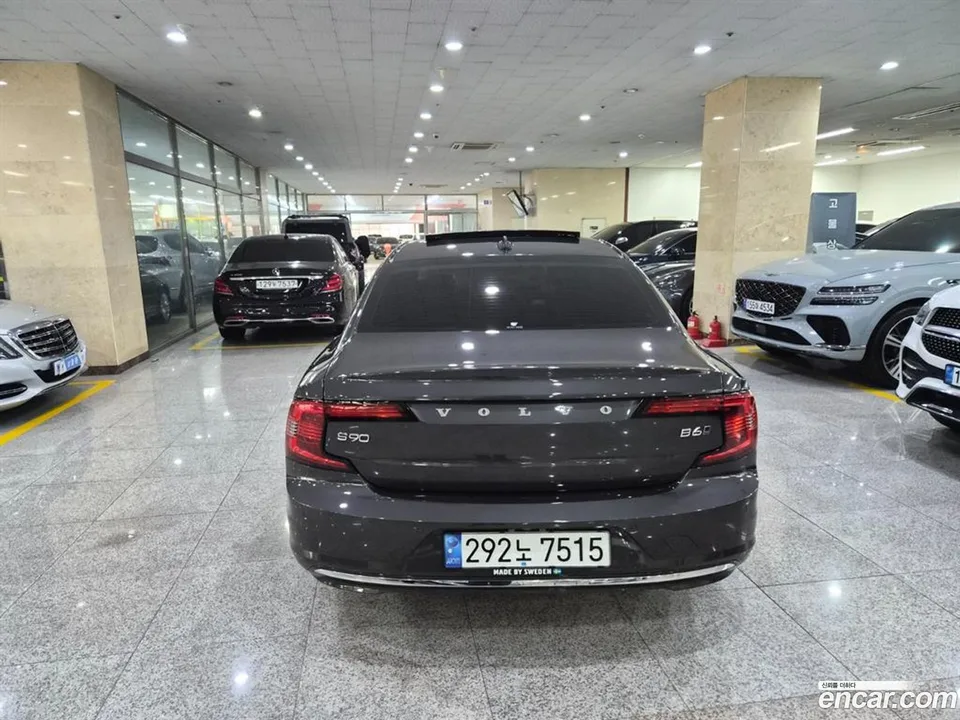 Volvo S90 B6 AWD 2022 — миниатюра 4