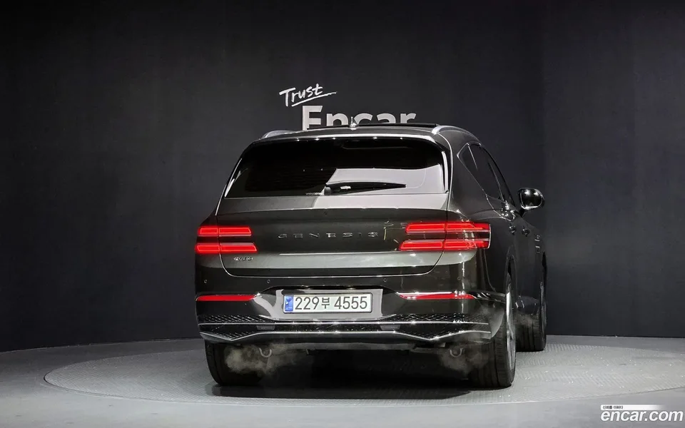 Genesis GV80 3.5T 2WD 2023 — миниатюра 4