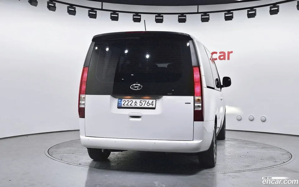 Hyundai Staria 4WD 9 2023 — миниатюра 4