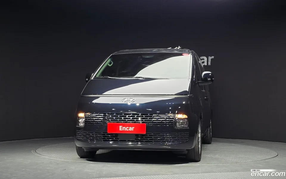 Hyundai Staria 9 2023 — миниатюра 3
