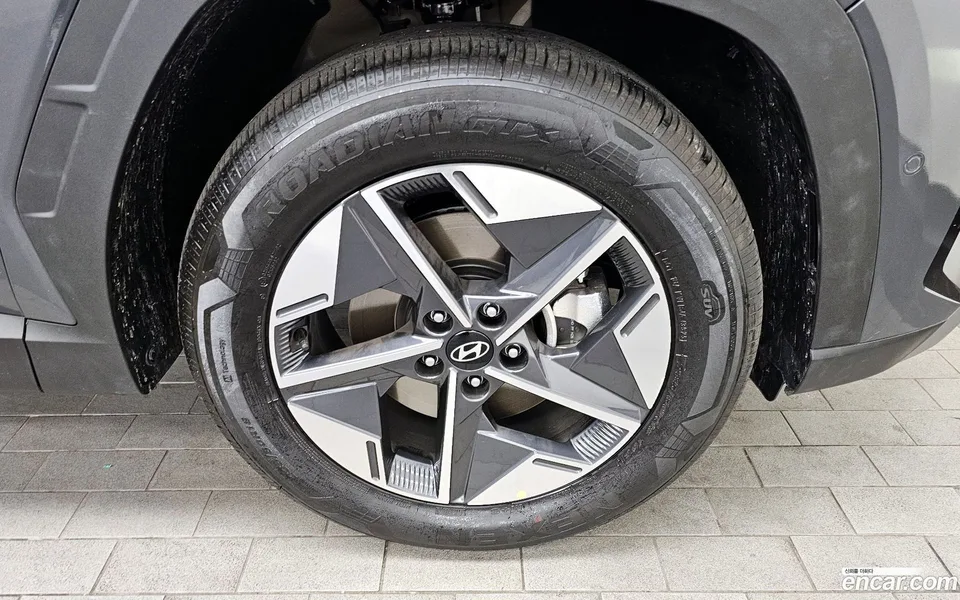 Hyundai Tucson NX4 1.6 4WD 2025 — миниатюра 5