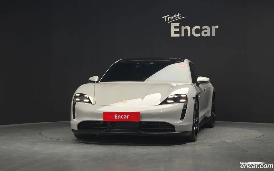 Porsche Taycan 4S 2022 — миниатюра 3