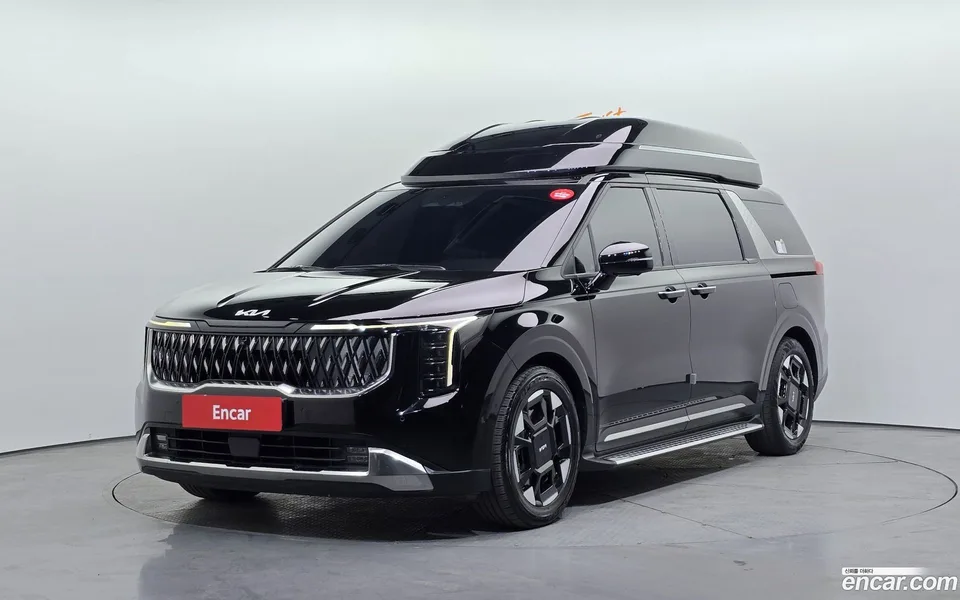 Kia Carnival 7 2024 — фото 1, купить с доставкой в Москву