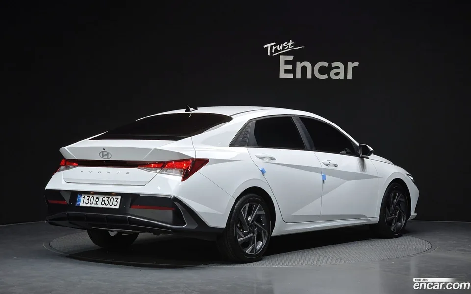 Hyundai Avante CN7 1.6 2024 — миниатюра 2