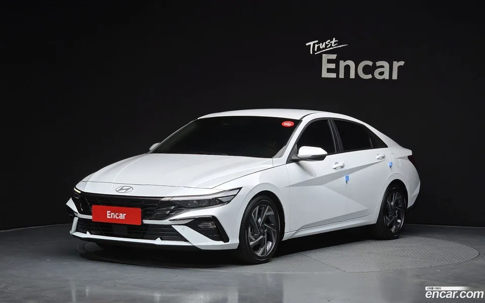 Hyundai Avante CN7 1.6 2024 — фото 1, купить с доставкой в Москву