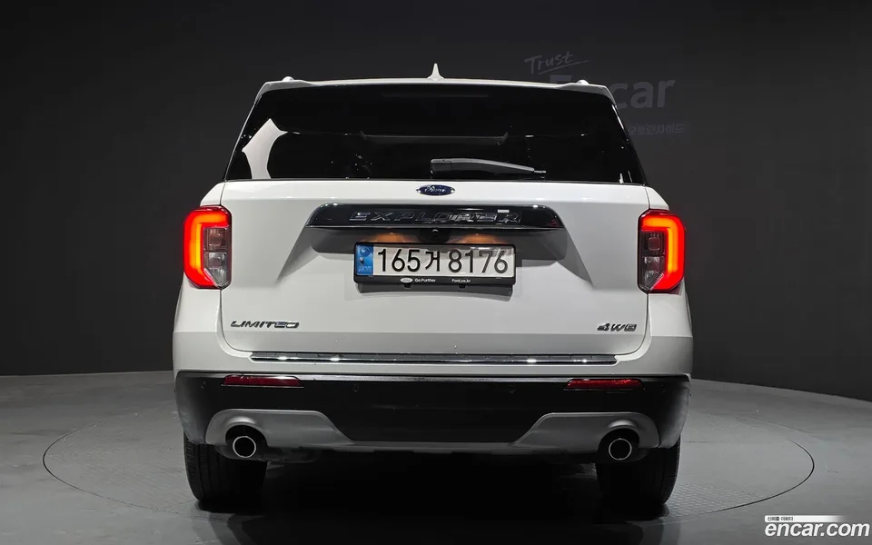 Ford Explorer 2.3 4WD 2022 — миниатюра 4