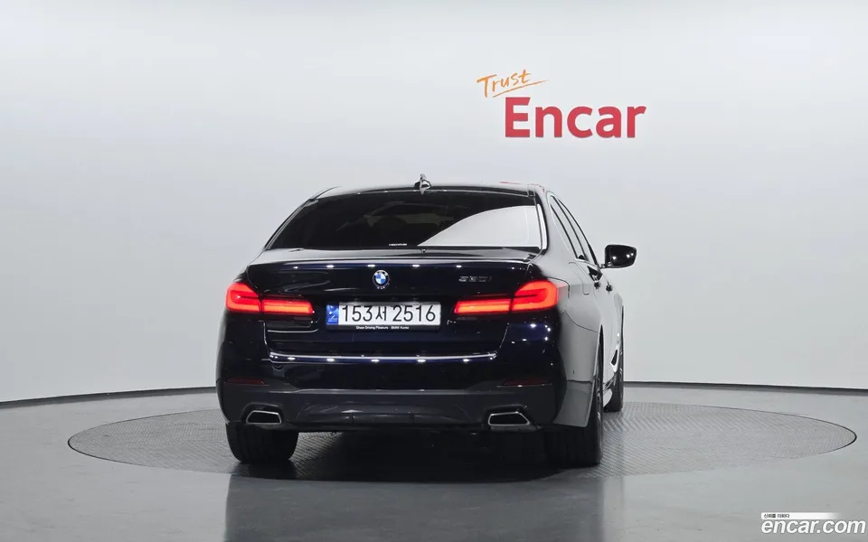 BMW 5 Series 530i M 2022 — миниатюра 4