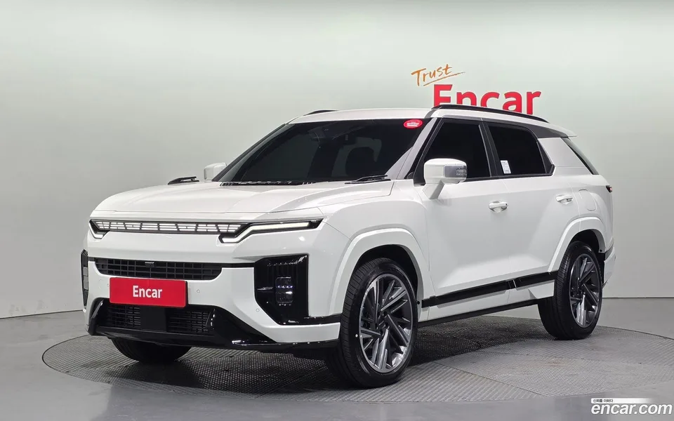 KG Mobility Actyon 1.5 2WD 2025 — фото 1, купить с доставкой в Москву
