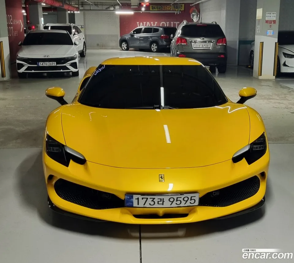 Ferrari 296 GTB 3.0 V6 2023 — миниатюра 3