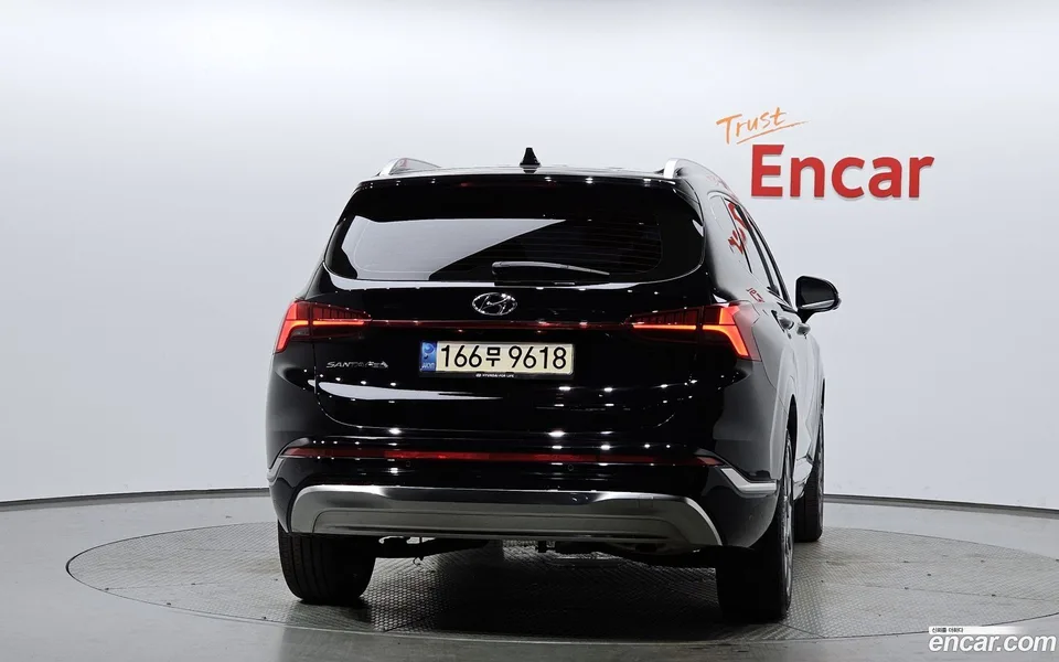 Hyundai SantaFe 2.5T 2WD 2023 — миниатюра 4