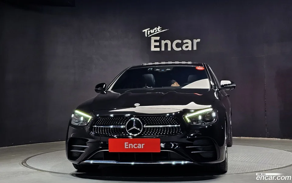 Mercedes-Benz E-Class E220d 4MATIC AMG Line 2023 — миниатюра 3