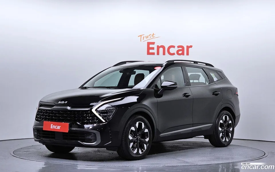 Kia Sportage 2.0 2WD 2023 — фото 1, купить с доставкой в Москву
