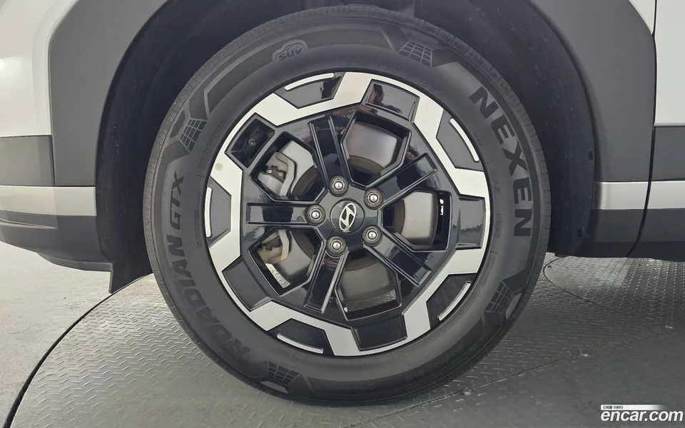 Hyundai SantaFe 2.5T 2WD 2023 — миниатюра 5