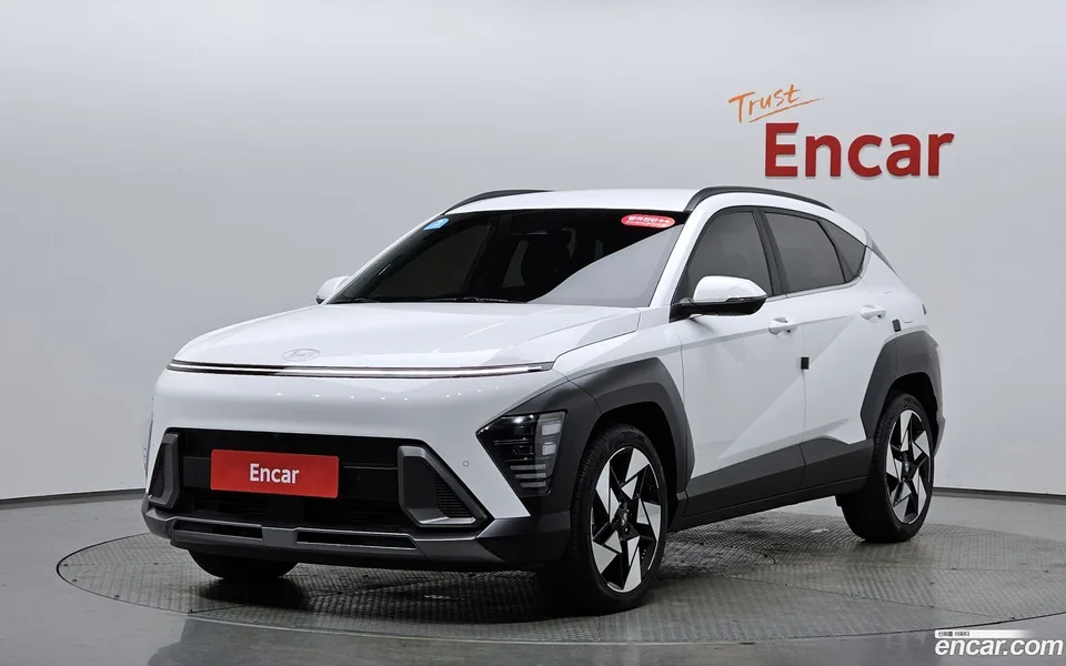 Hyundai Kona 1.6 2WD 2023 — фото 1, купить с доставкой в Москву