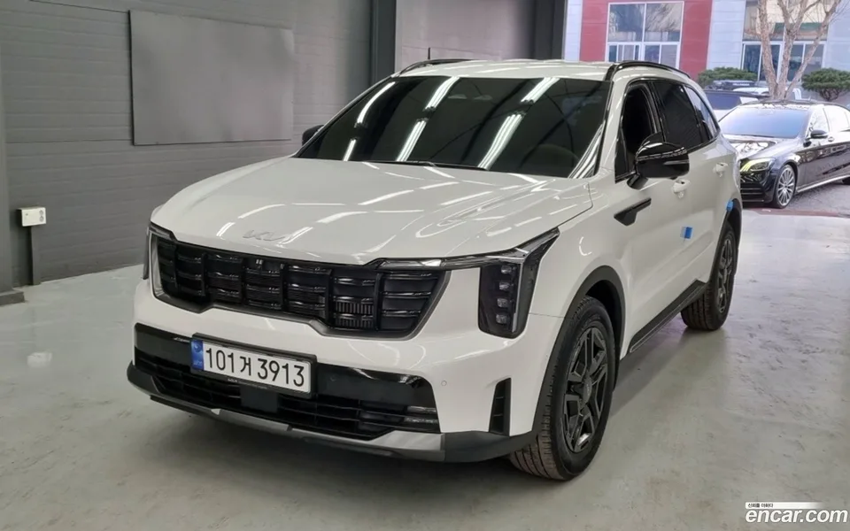 Kia Sorento HEV 1.6 2WD 2023 — фото 1, купить с доставкой в Москву