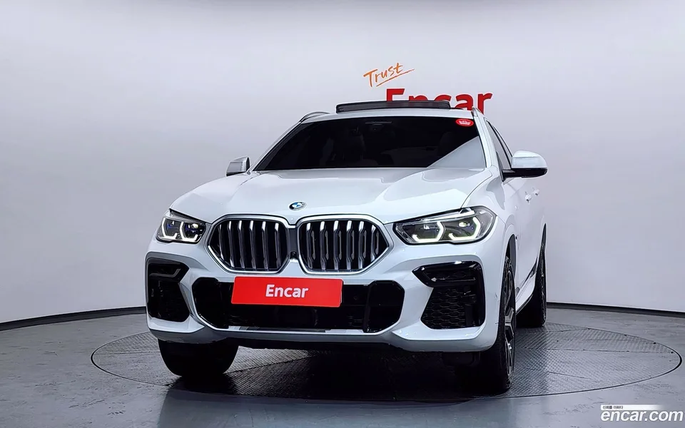 BMW X6 xDrive40i M 2022 — миниатюра 3