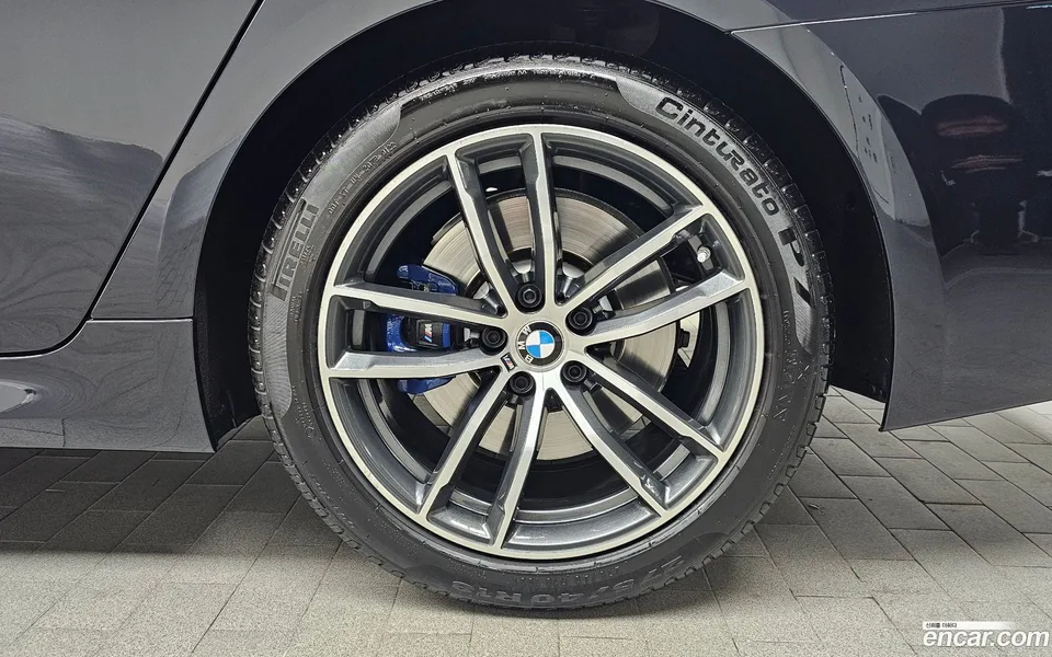 BMW 5 Series 520i M 2022 — миниатюра 5
