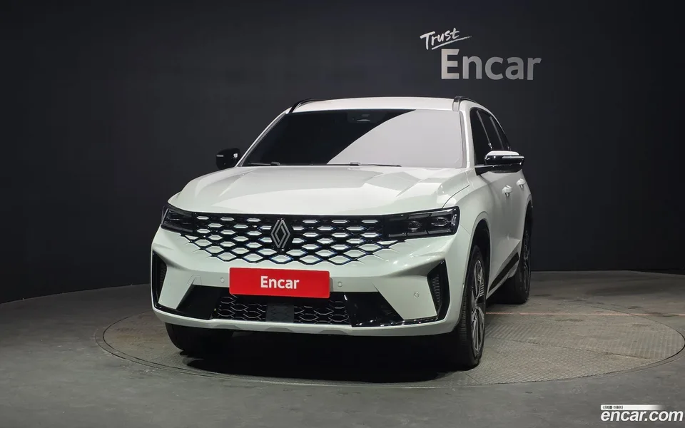 Renault Samsung Grand Koleos 1.5 E-TECH 2WD 2025 — миниатюра 3